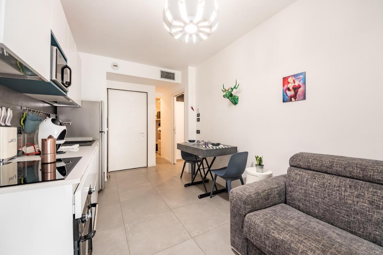 Renovated Apt With Garden & Veranda! Milano Esterno foto