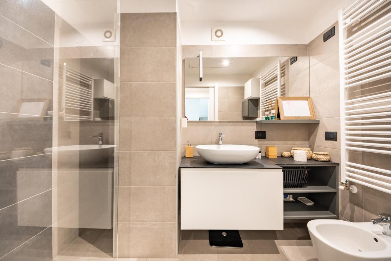 Renovated Apt With Garden & Veranda! Milano Esterno foto